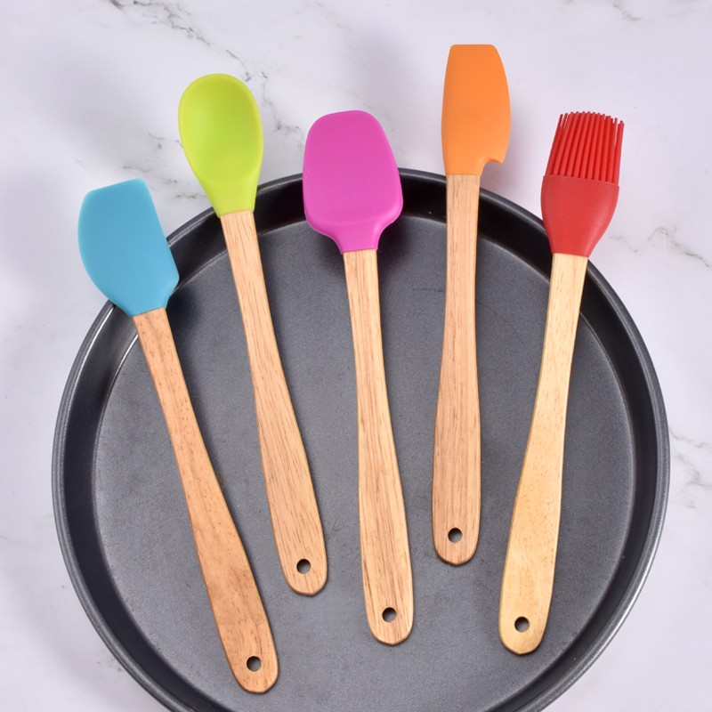 Custom New 5PCS Bamboo Handle Silicone Mini Kitchen Cooking Baking Spatula Set For Kids图5
