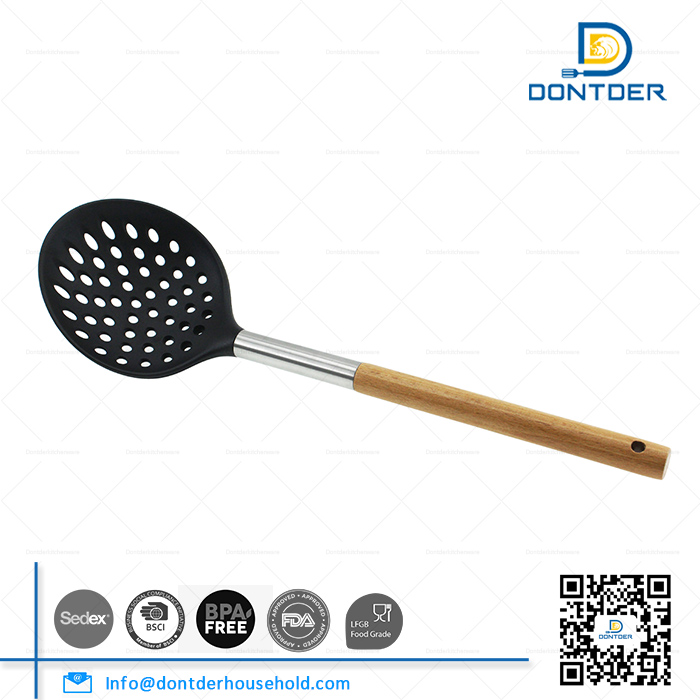 D00003 Nylon Skimmer with Beech Wood Handle2