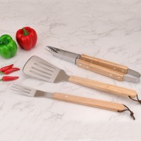 MS090-SK170739 3pcs BBQ Tools (wood handle)