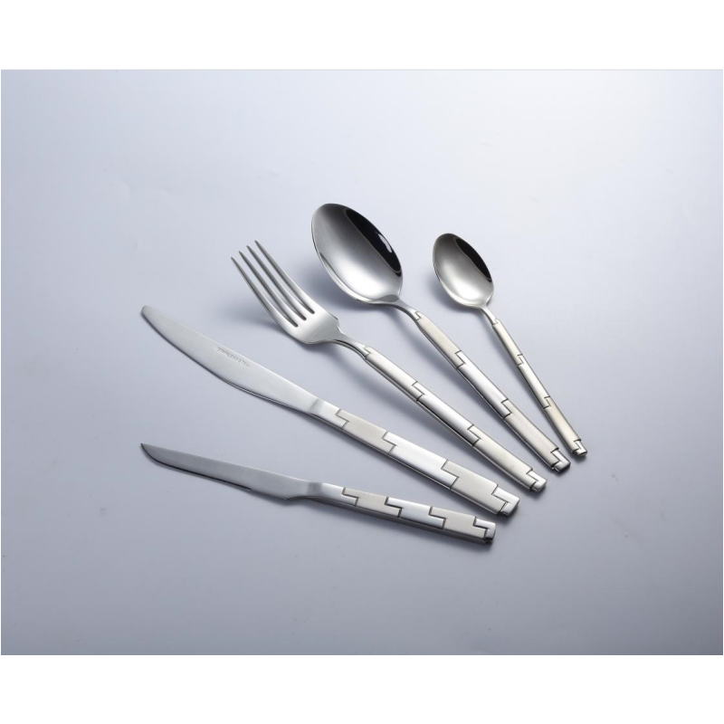 Wholesale silver kitchen hotel restaurant flatware cutipol goa flatware custom metal cutlery stainle图2