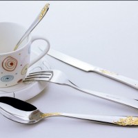 Low MOQ hotel restaurant gold spoon fork knife modern stainless steel cutlery spoon 72pcs cutlery se