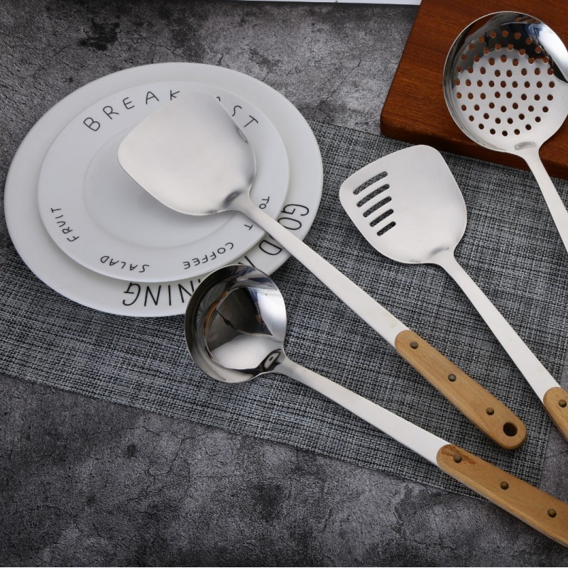 High quality ladle kitchen stainless steel kitchenware wooden handle kitchen tools cooking utensils图2