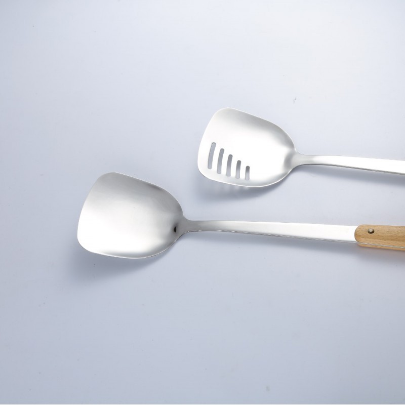 High quality ladle kitchen stainless steel kitchenware wooden handle kitchen tools cooking utensils图3